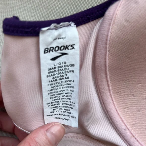 Brooks marbled purple sports bra - Picture 4 of 4